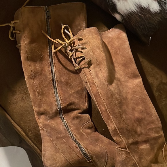 Born Hayden riding boots…rugged, comfortable, stylish Size 7 - Picture 5 of 6